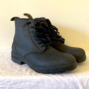Blundstone Boots Size 6